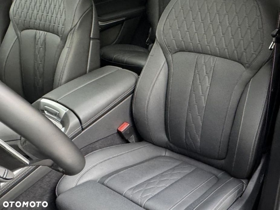 BMW X7 xDrive40d mHEV M Sport sport - 9