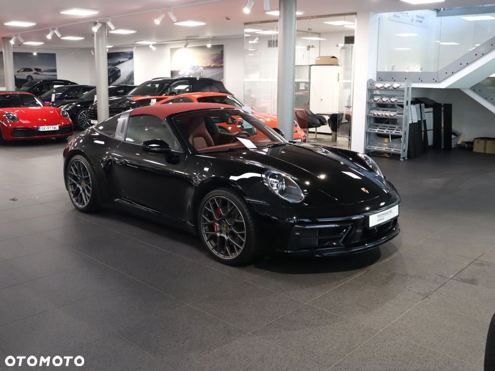 Porsche 911 Targa 4S - 12