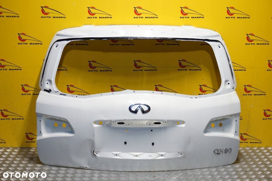 INFINITI QX56 QX80 2010 - 2019 Klapa Bagażnik Tył K010M 1LAMA - 2