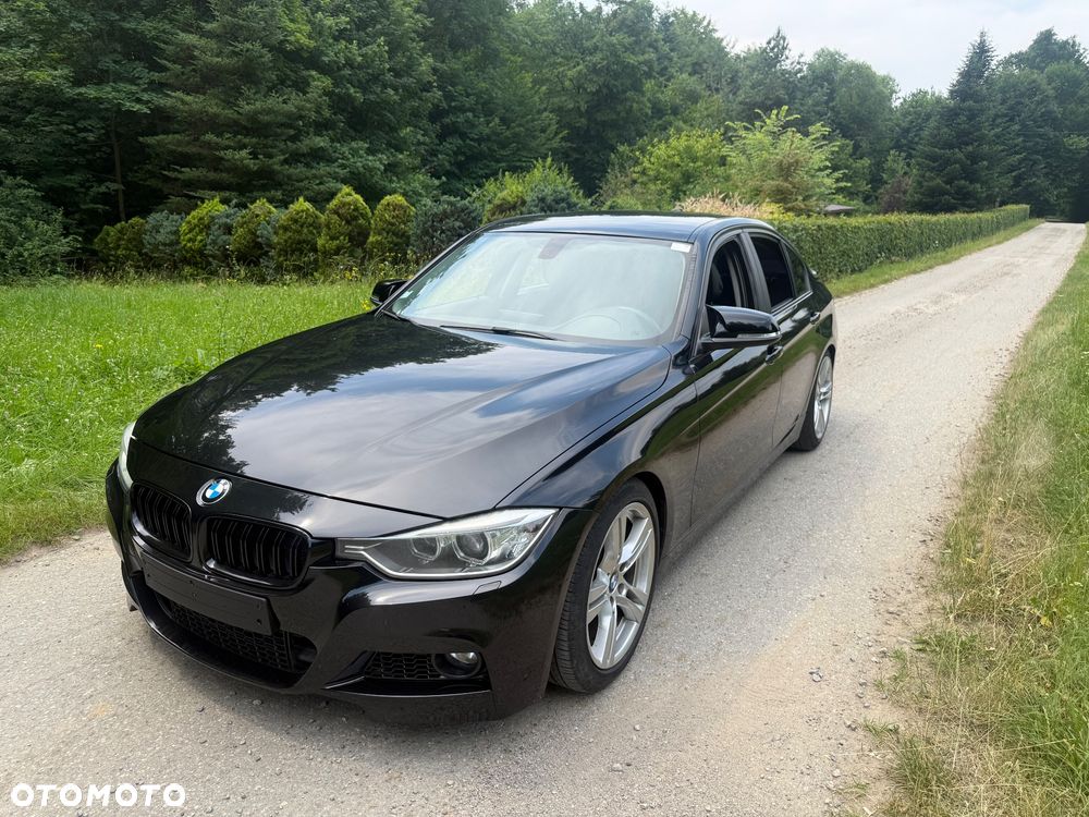 BMW Seria 3 320i - 12