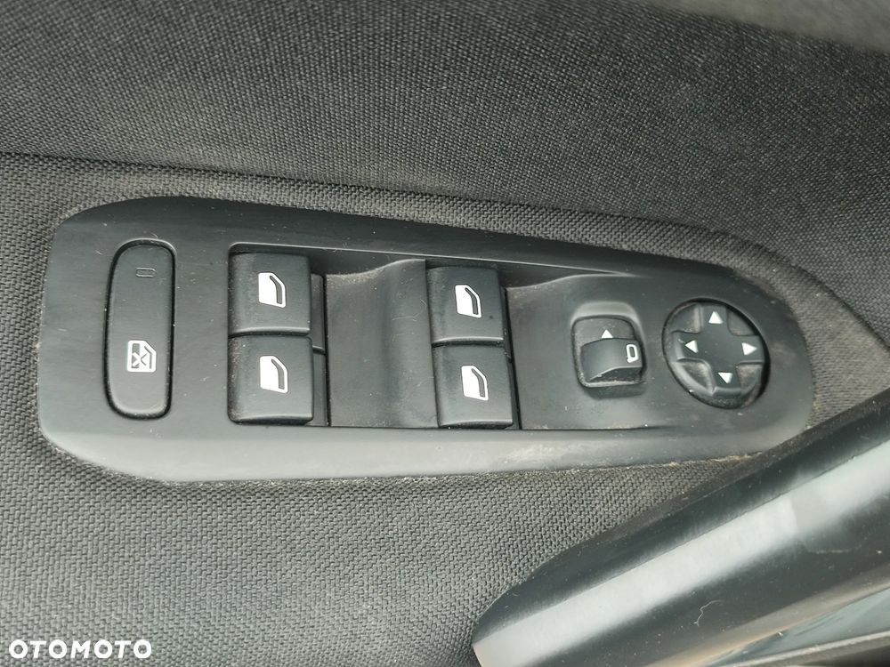 Peugeot 308 1.5 BlueHDi Business Line S&S - 21