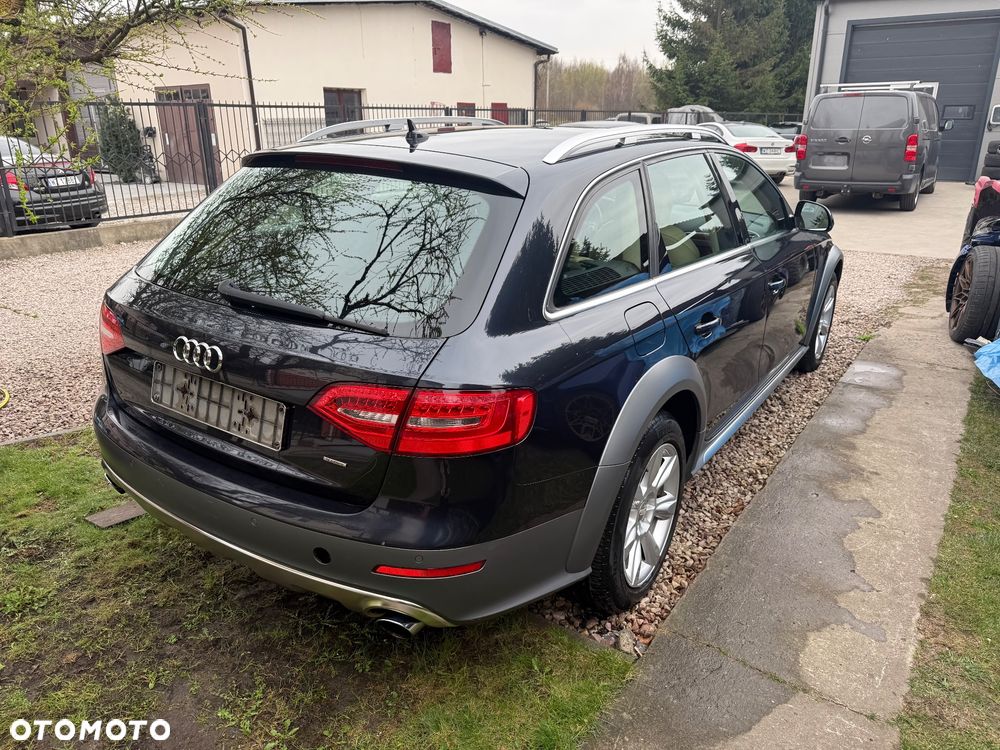 Audi A4 Allroad - 8