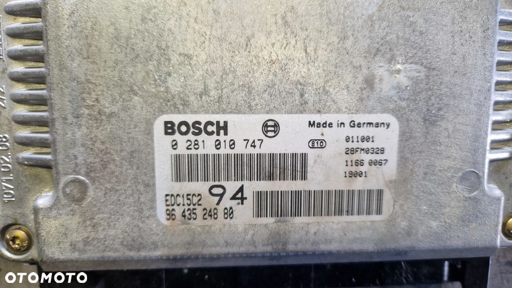 PEUGEOT 307 2.0 HDI STEROWNIK SILNIKA 0281010747 - 2