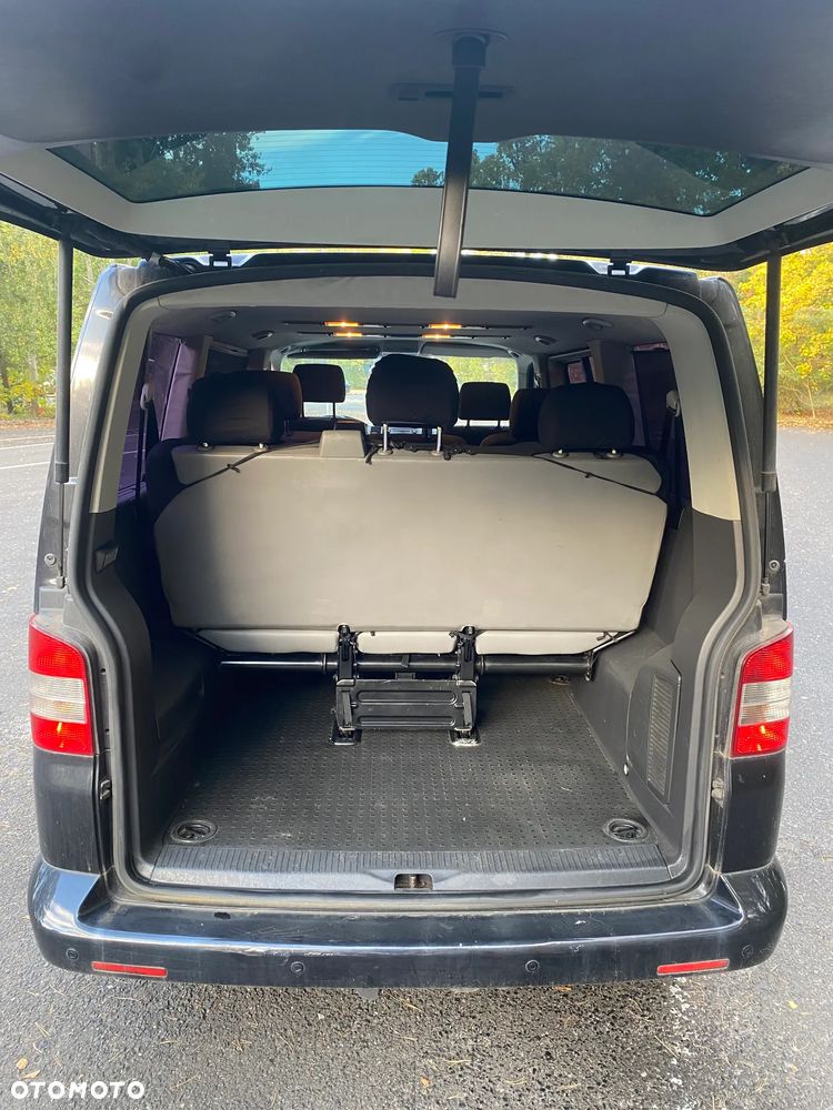 Volkswagen Caravelle - 6