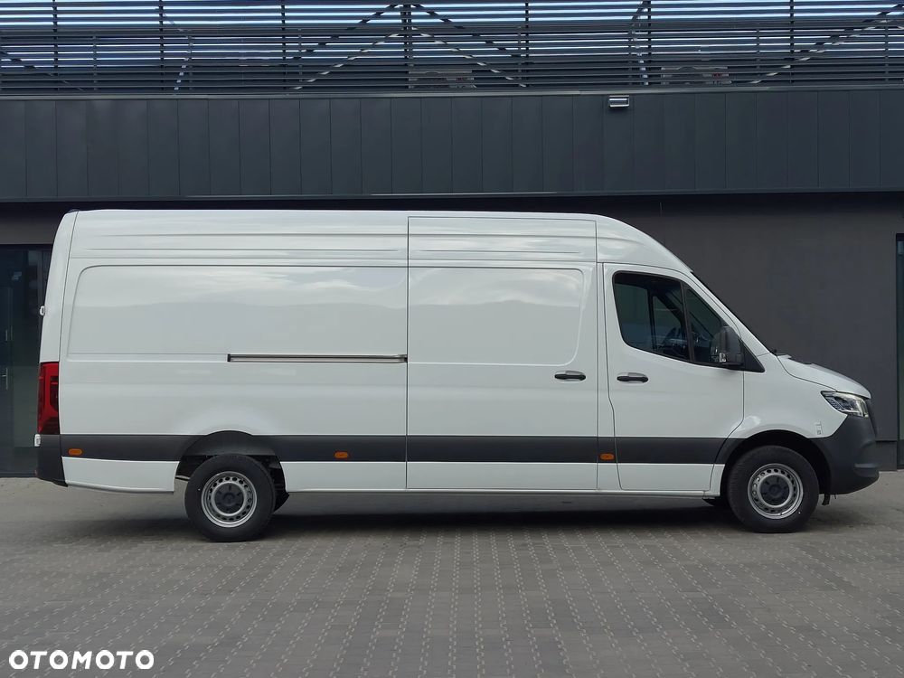 Mercedes-Benz Sprinter - 5