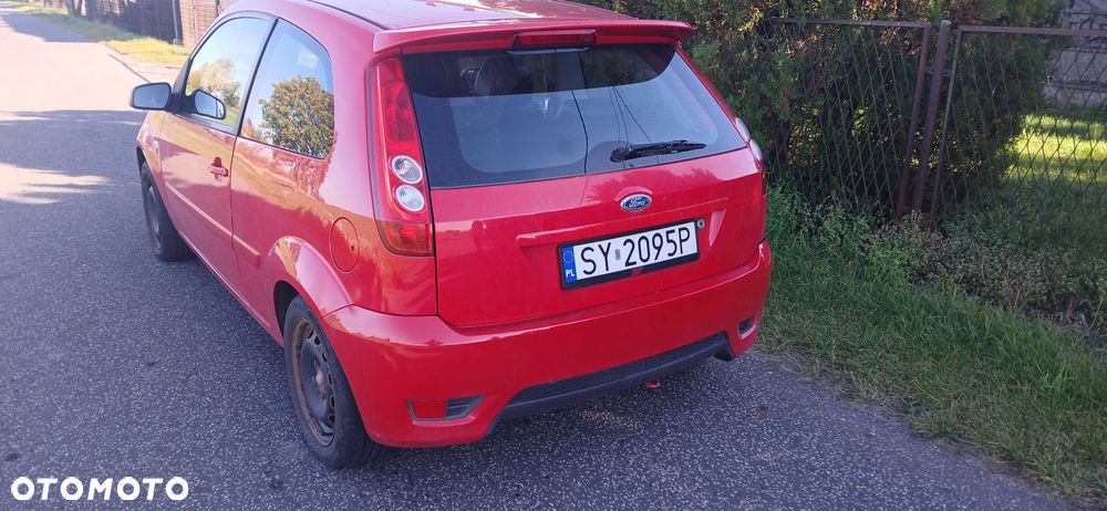 Ford Fiesta - 4