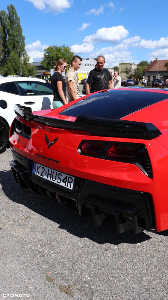 Chevrolet Corvette - 9