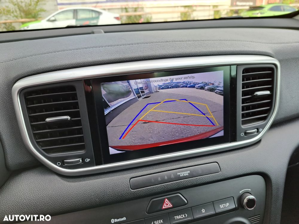 Kia Sportage - 16
