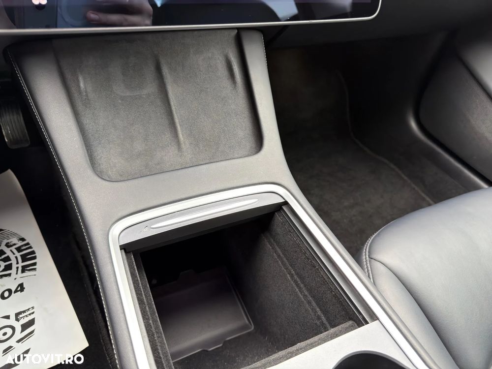 Tesla Model 3 Langstreckenbatterie Allradantrieb Dual Motor - 31