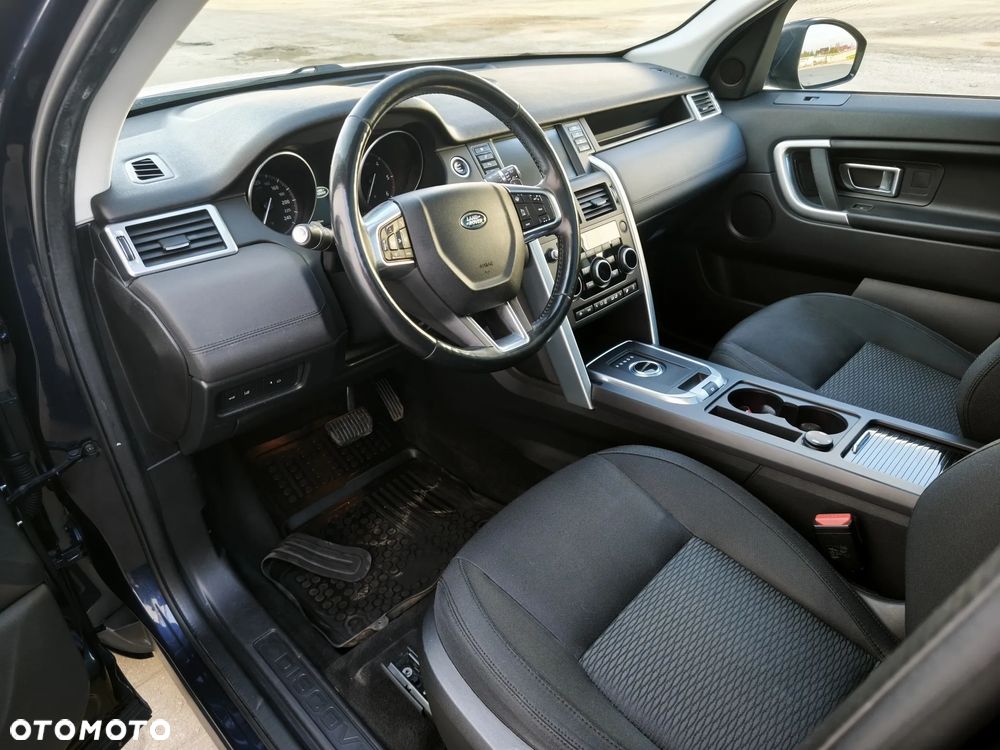 Land Rover Discovery Sport - 19