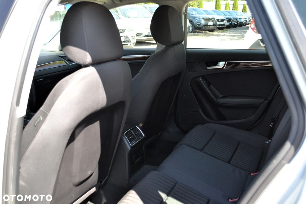 Audi A4 Avant - 11