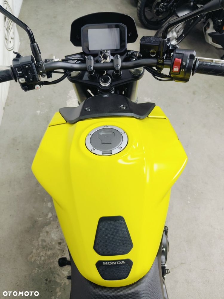 Honda Hornet - 16