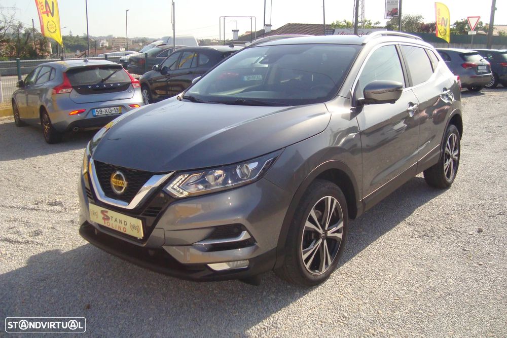 Nissan Qashqai 1.5 dCi N-Connecta J18+Led - 4