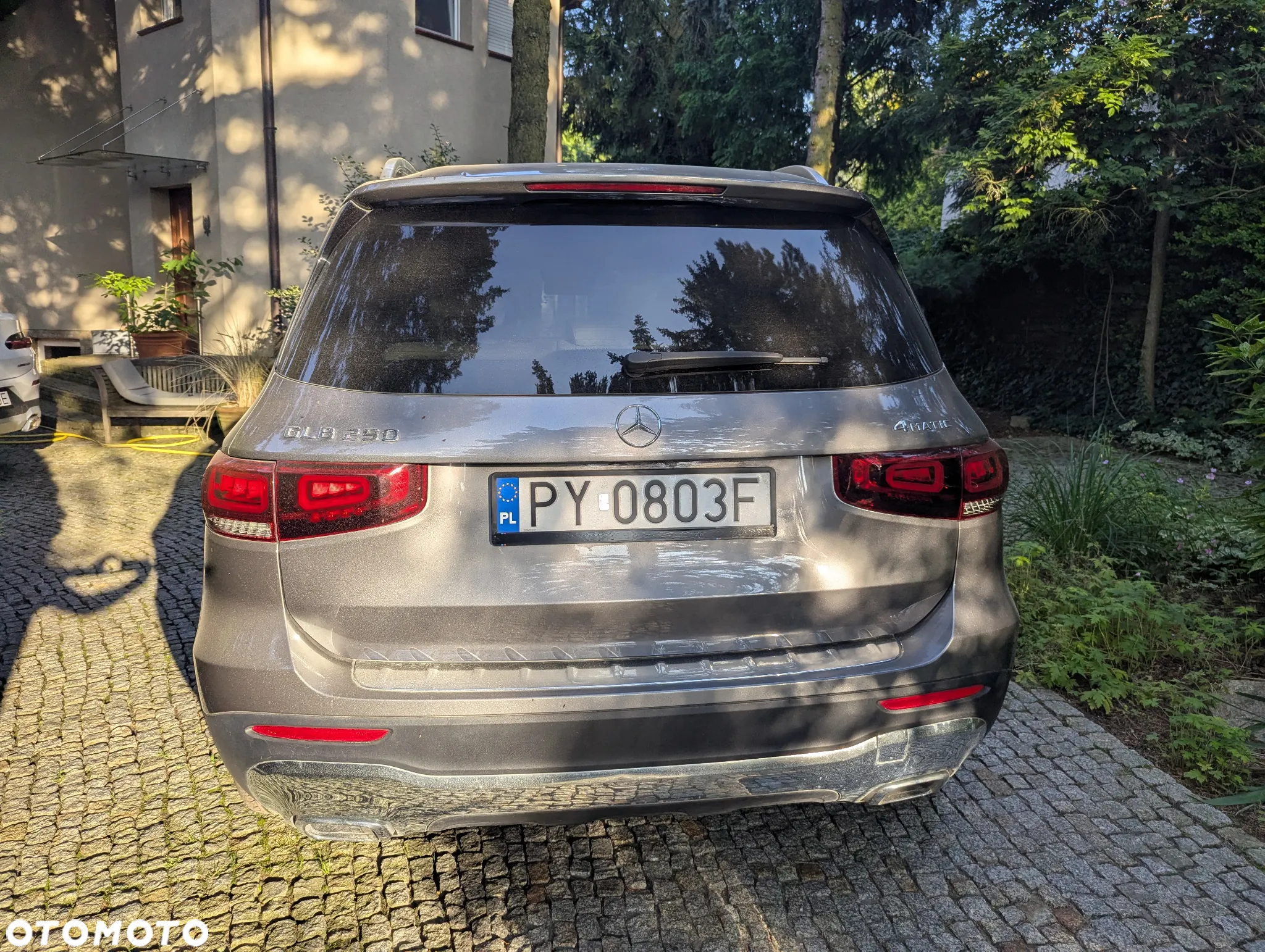 Mercedes-Benz GLB 250 4-Matic AMG Line 8G-DCT