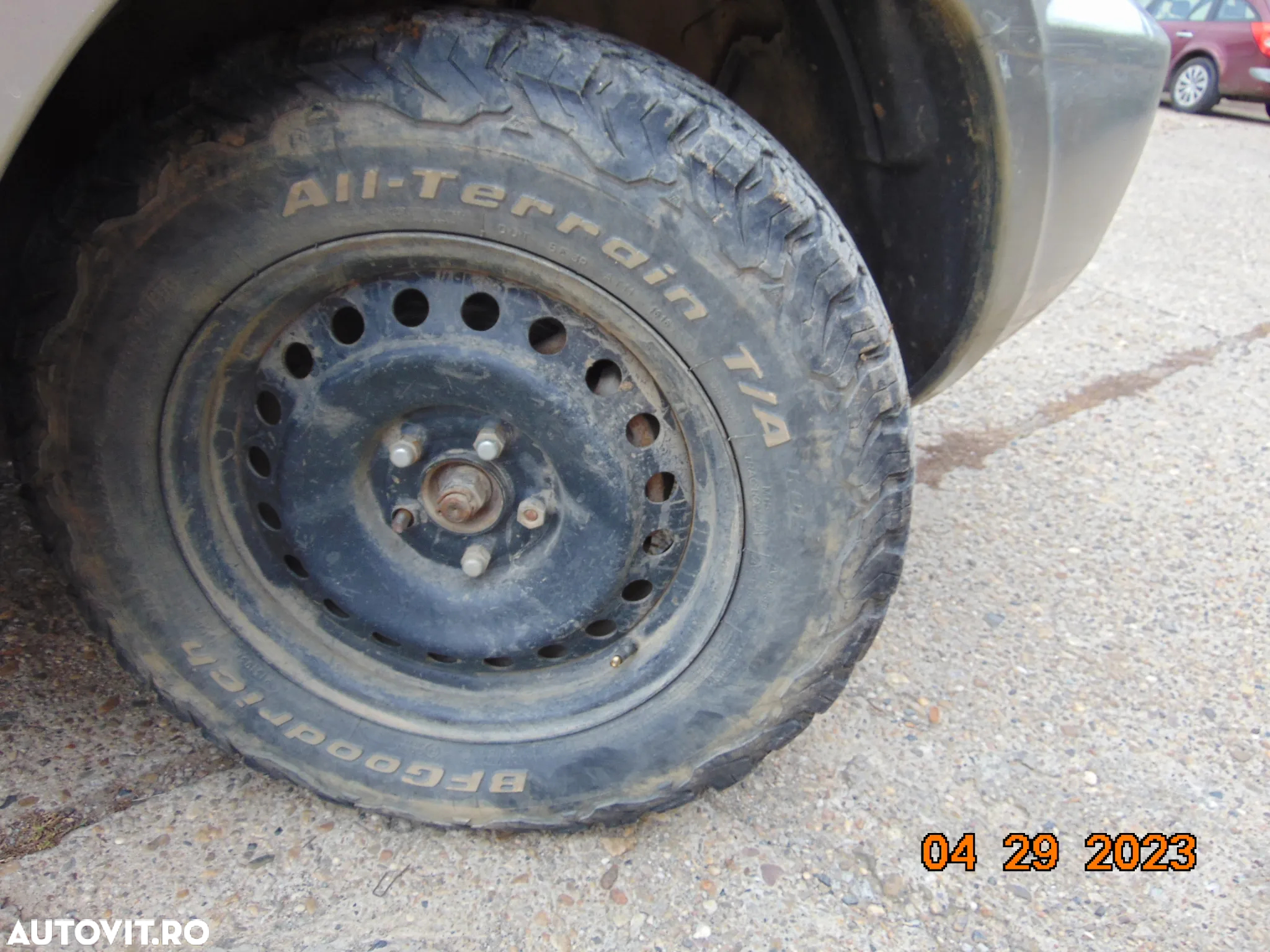 Jante Nissan X Trail t30 jante metal cu anvelope teren off road r16 cauciucuri bf goodrich - 2
