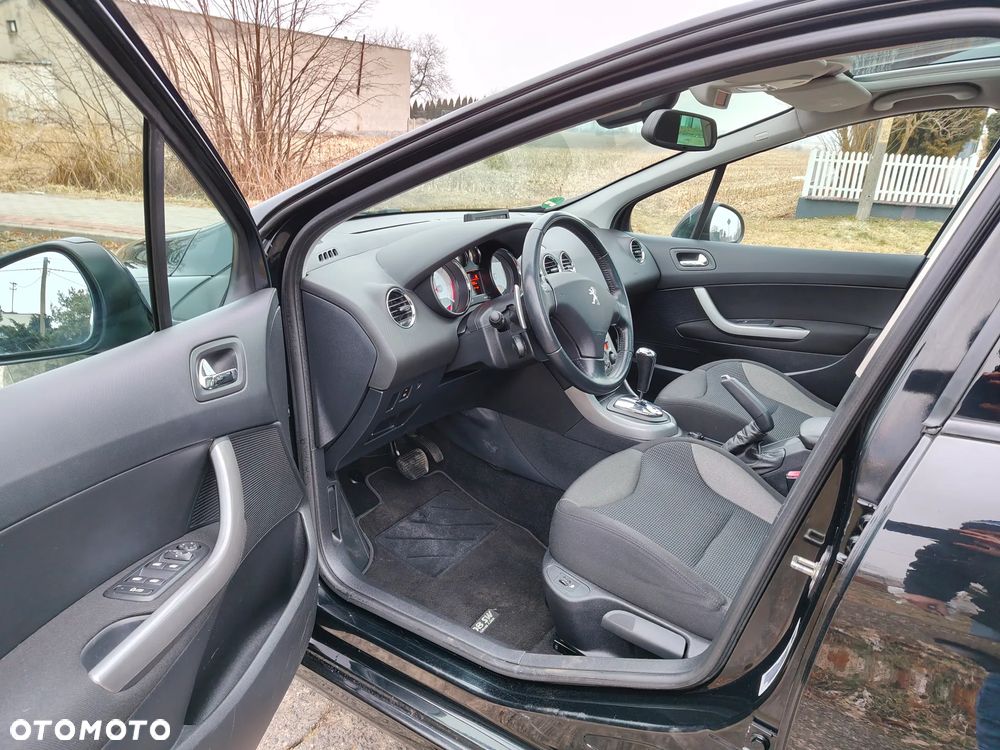 Peugeot 308 HDi FAP 110 EGS6 Business Line Niveau 1 - 8