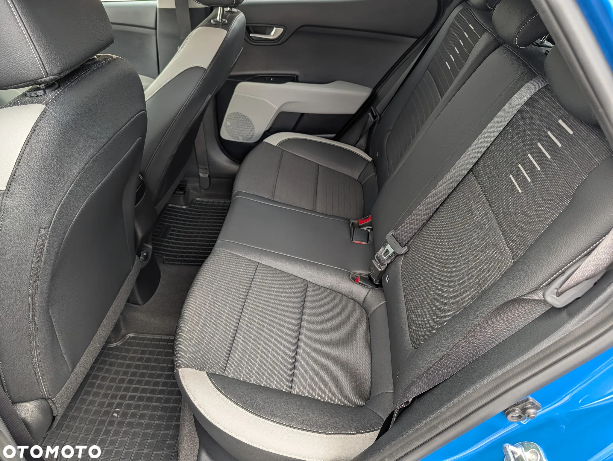 Kia Stonic 1.2 L Business Line - 17