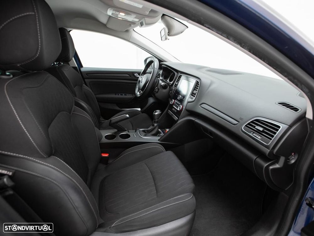 Renault Mégane 1.5 Blue dCi Limited - 9
