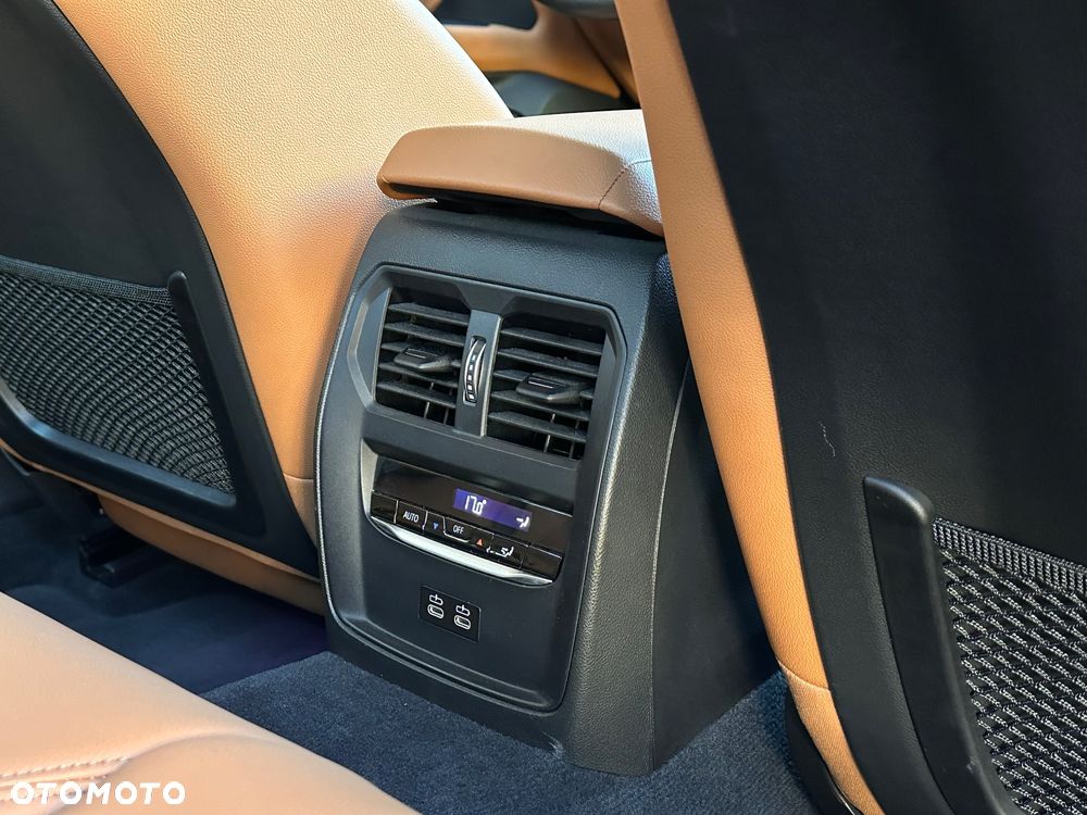 BMW Seria 4 M440i xDrive - 27