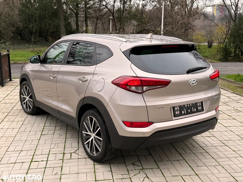 Hyundai Tucson blue 1.7 CRDi 2WD DCT Premium - 2