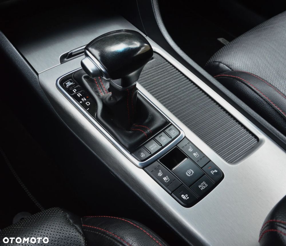 Kia Optima - 28