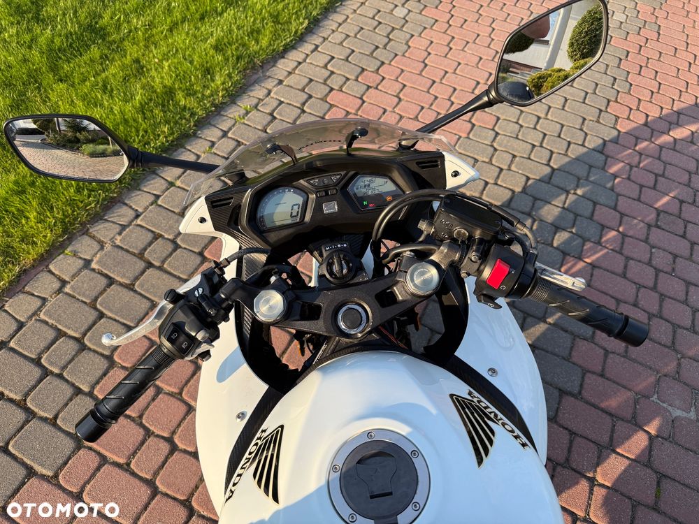 Honda CBR - 6