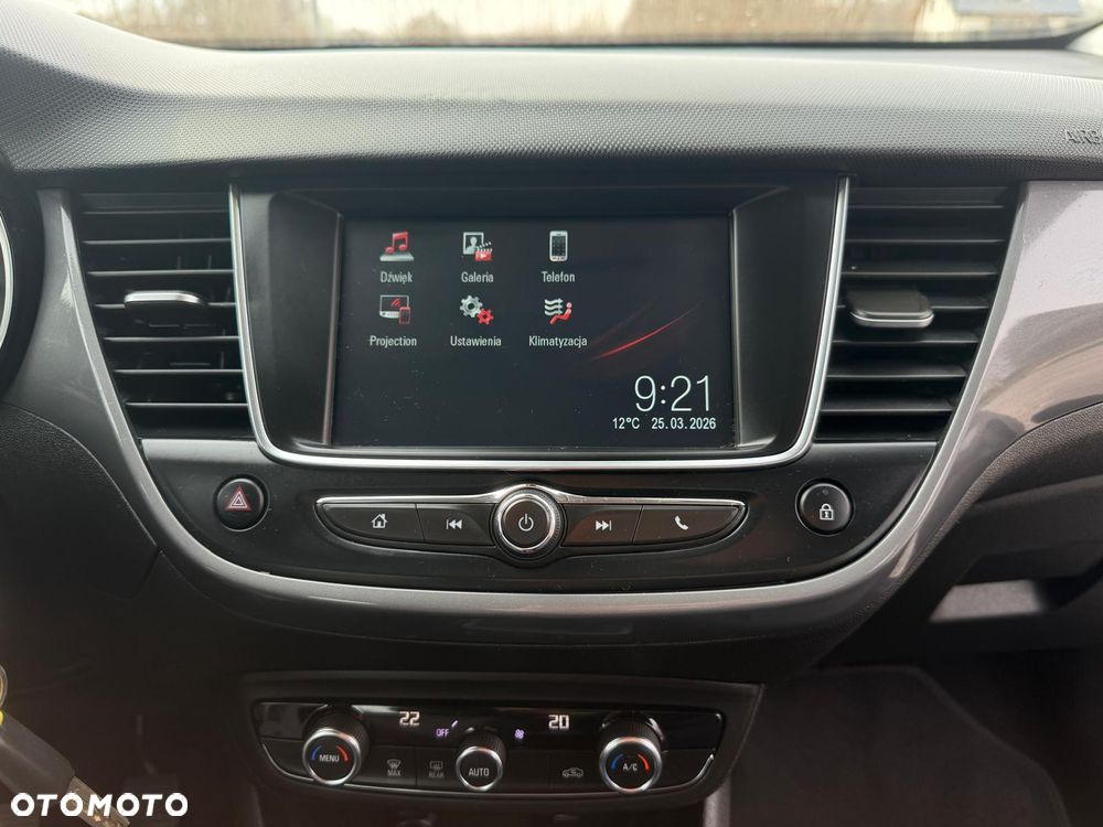 Opel Crossland X - 18