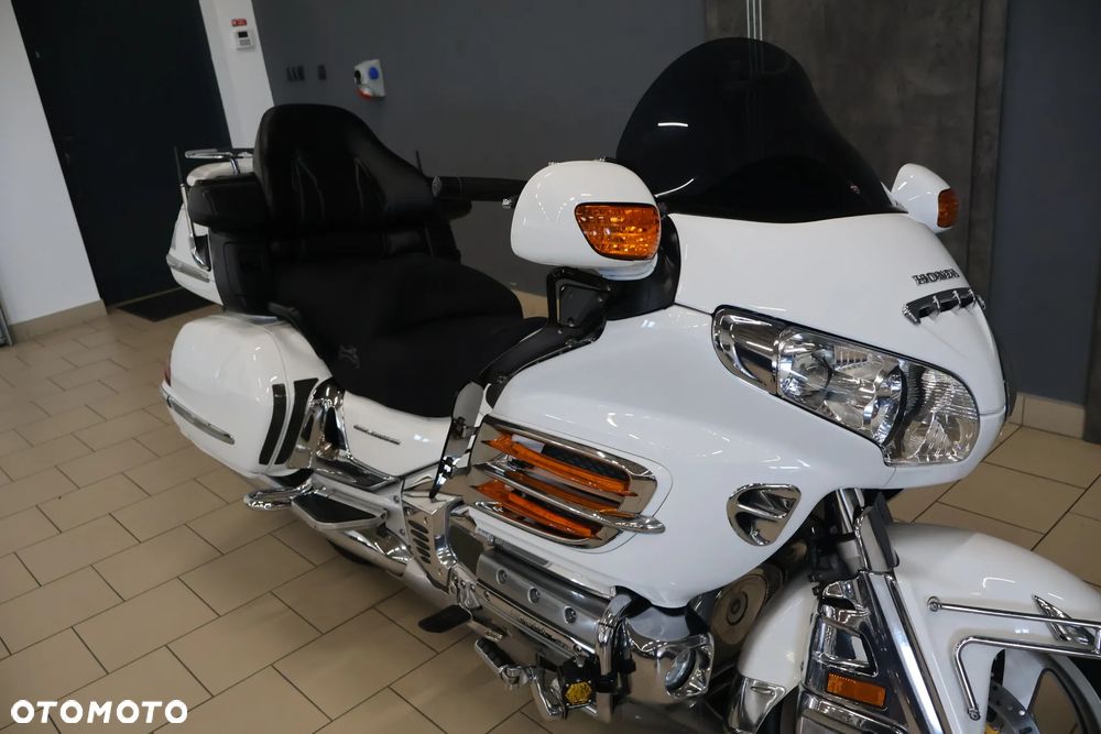 Honda GL - 14