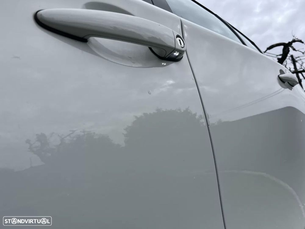 BMW 118 d DPF Edition Sport - 23