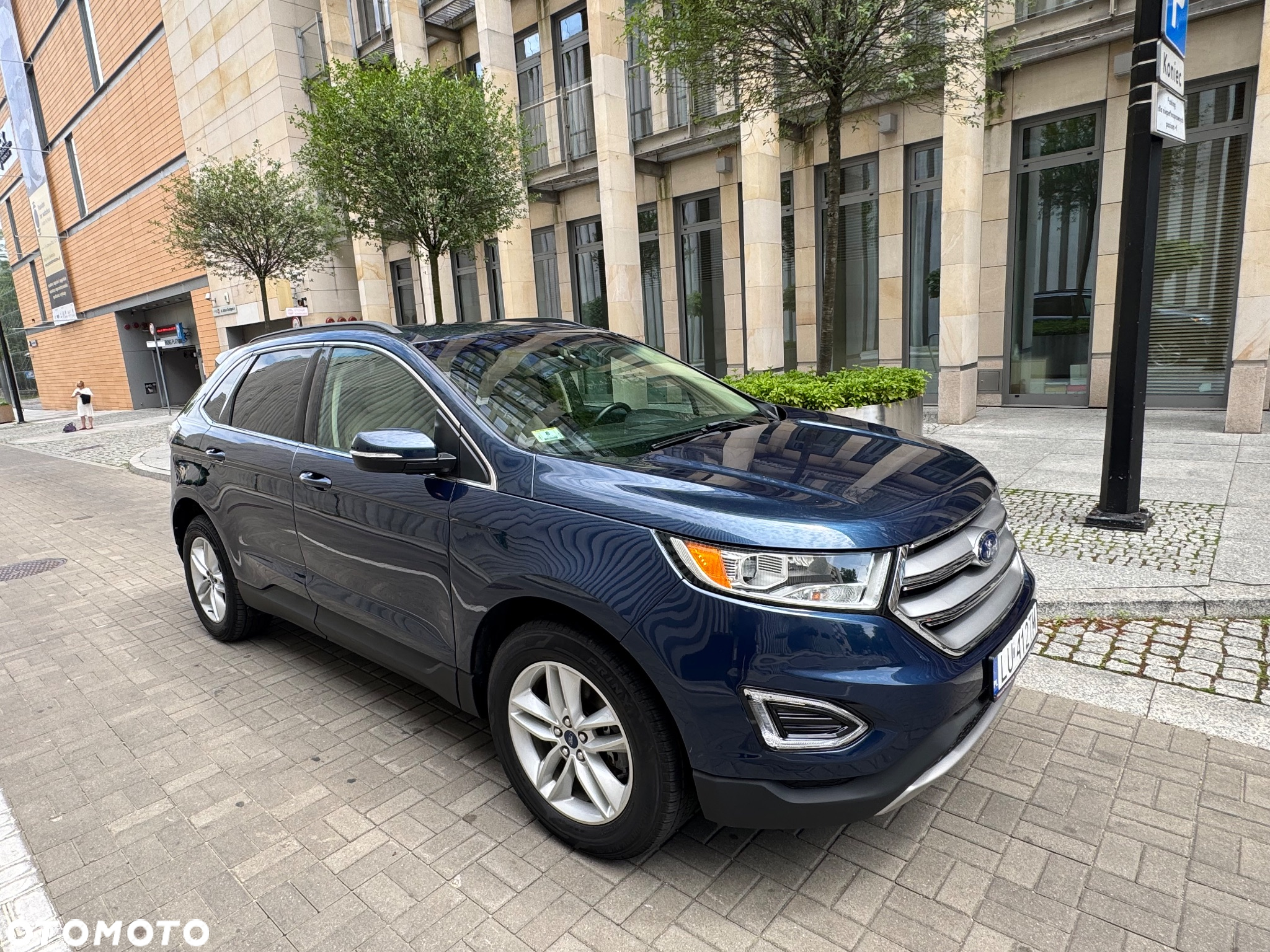 Ford Edge - 2