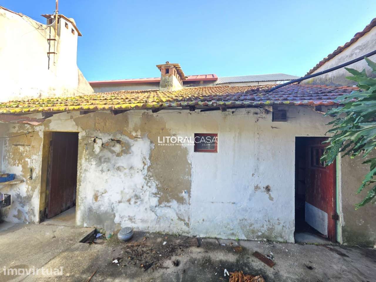 Moradia para Remodelar - Com Potencial - Grande imagem: 2/33