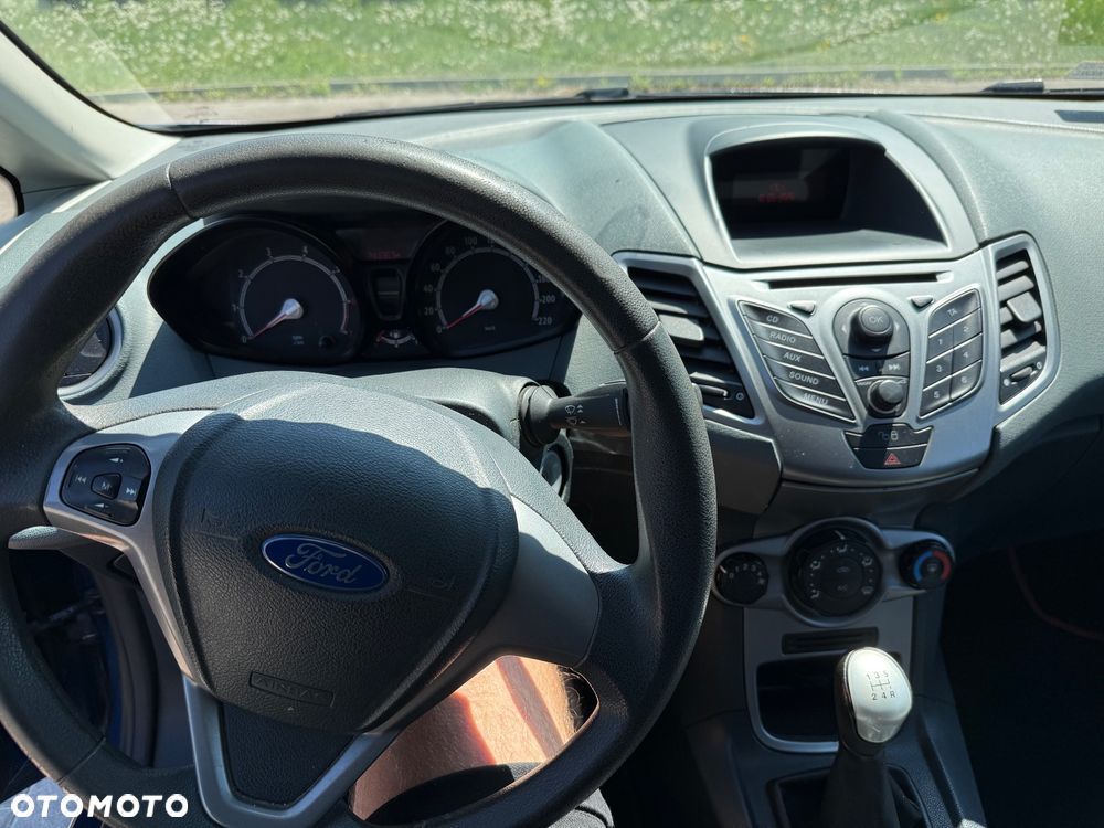 Ford Fiesta - 13