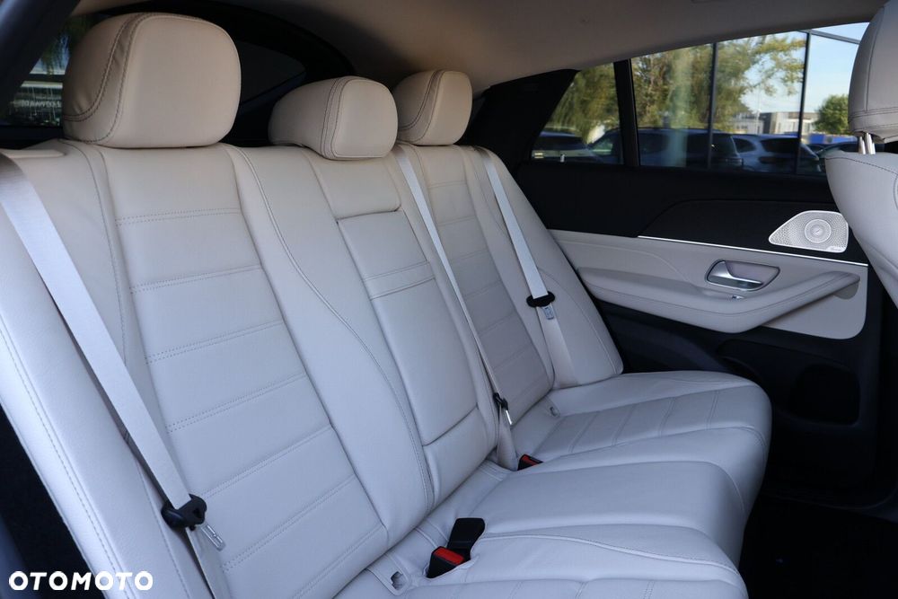 Mercedes-Benz GLE - 23