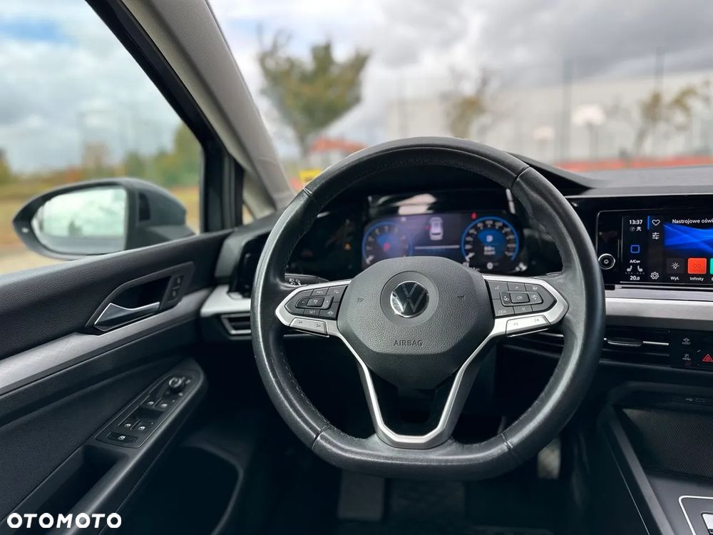 Volkswagen Golf VII 1.5 TSI BMT Evo IQ Drive DSG - 19