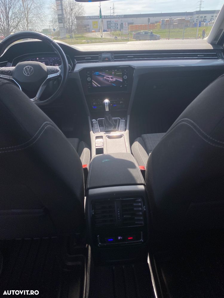 Volkswagen Passat 2.0 TDI SCR DSG Highline - 18