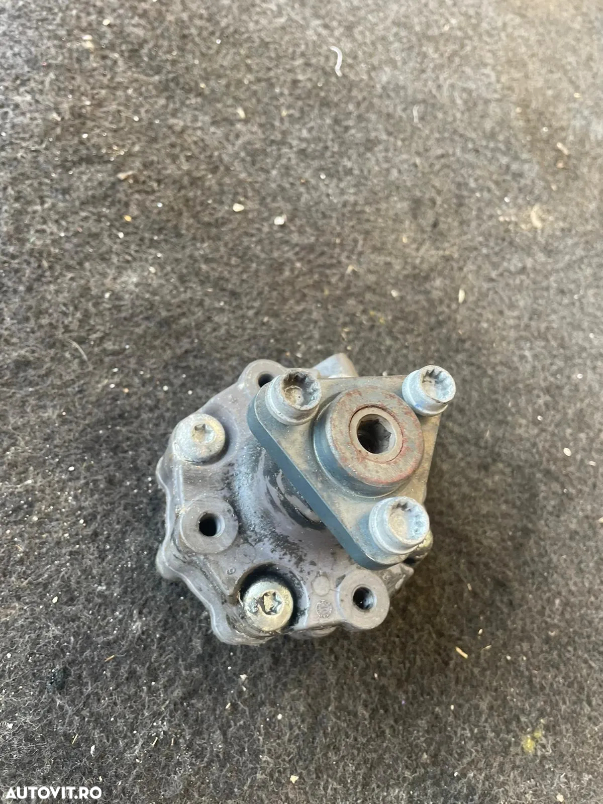 Pompa servodirectie Audi A8 3.0 2012 cod 4H0145156B - 3