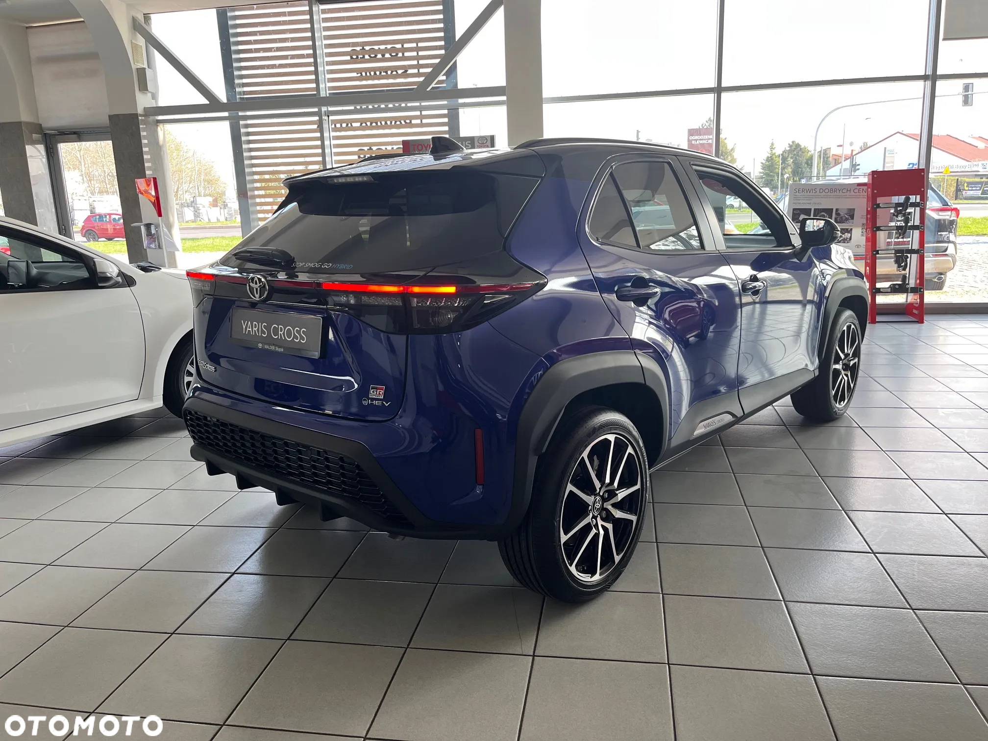 Toyota Yaris Cross Hybrid 1.5 GR Sport - 4