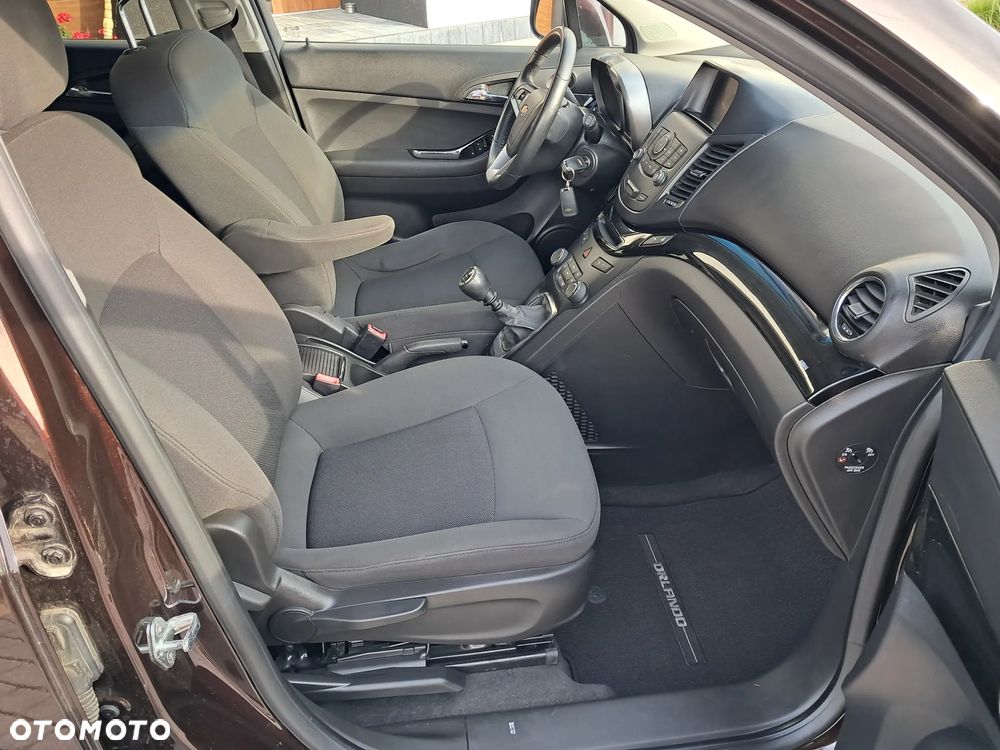Chevrolet Orlando 1.4 T LTZ - 23