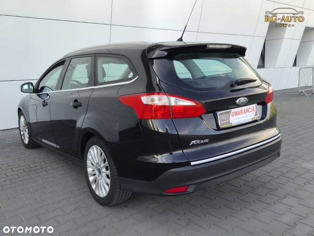 Ford Focus - 10
