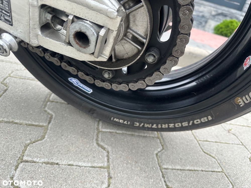 Honda CBR - 7