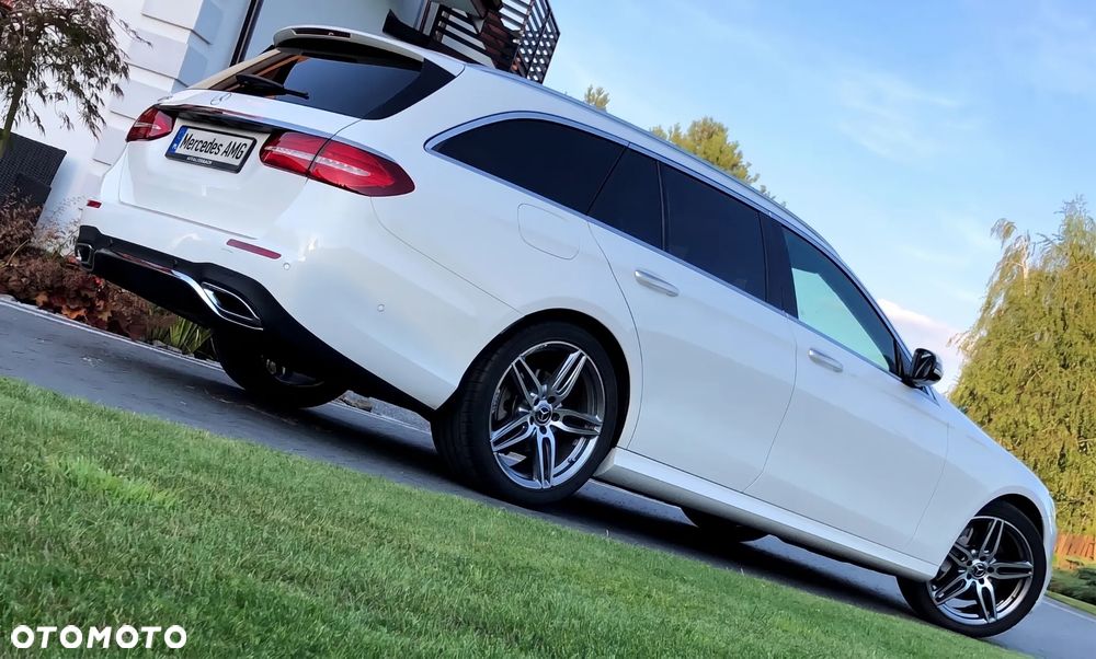 Mercedes-Benz Klasa E 220 d 9G-TRONIC - 2