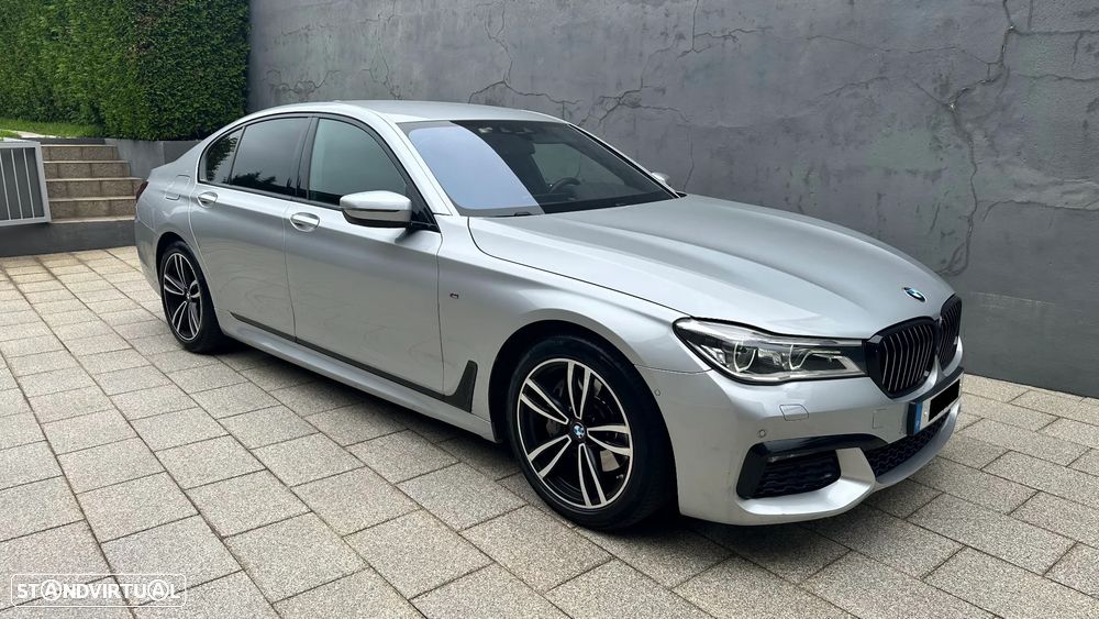 BMW 730 2017 photo 2