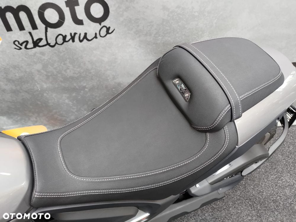 Morbidelli C1002V - 23