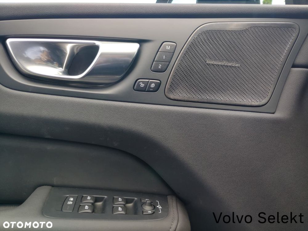 Volvo XC 60 - 36