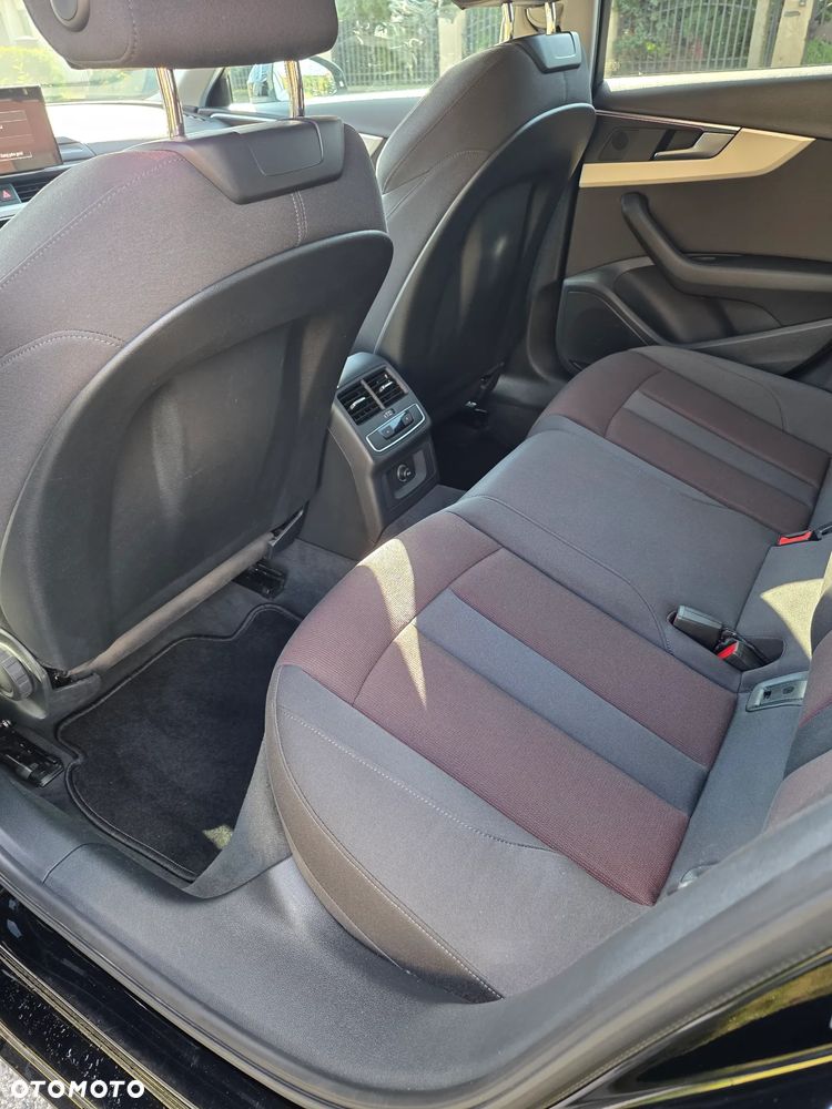 Audi A4 Avant 35 TDI mHEV Advanced S tronic - 19