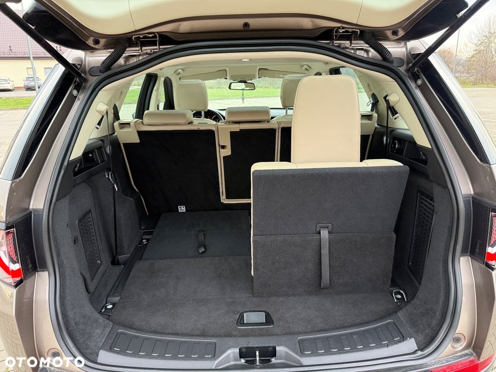 Land Rover Discovery Sport TD4 HSE - 24