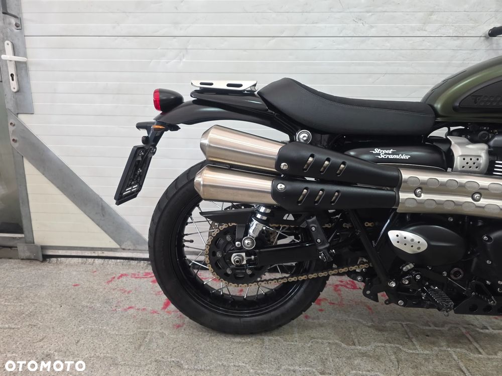 Triumph Scrambler - 9