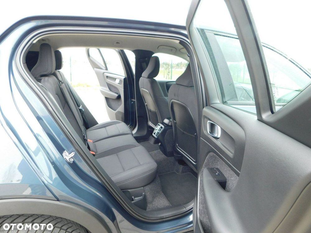 Volvo XC 40 D3 Momentum - 18