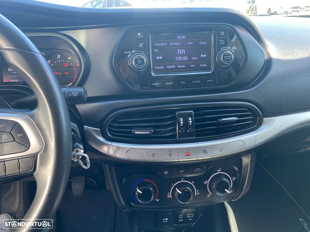 Fiat Tipo Station Wagon 1.3 M-Jet Easy - 17