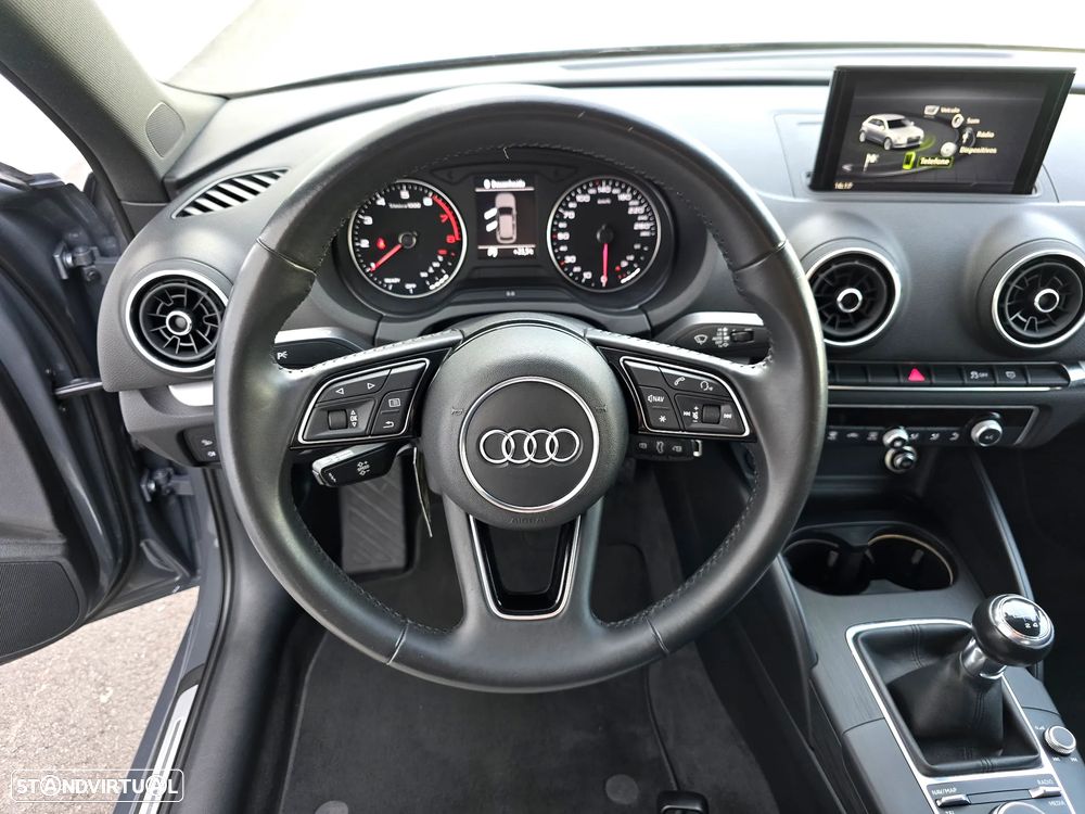 Audi A3 Sportback 30 TFSI S-line - 16